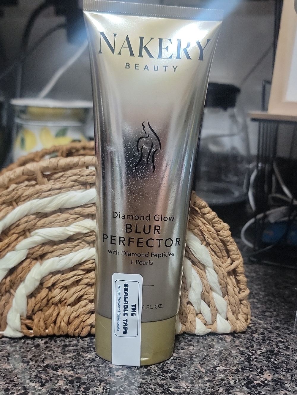Nakery Beauty Diamond Glow Blur Perfector🔥